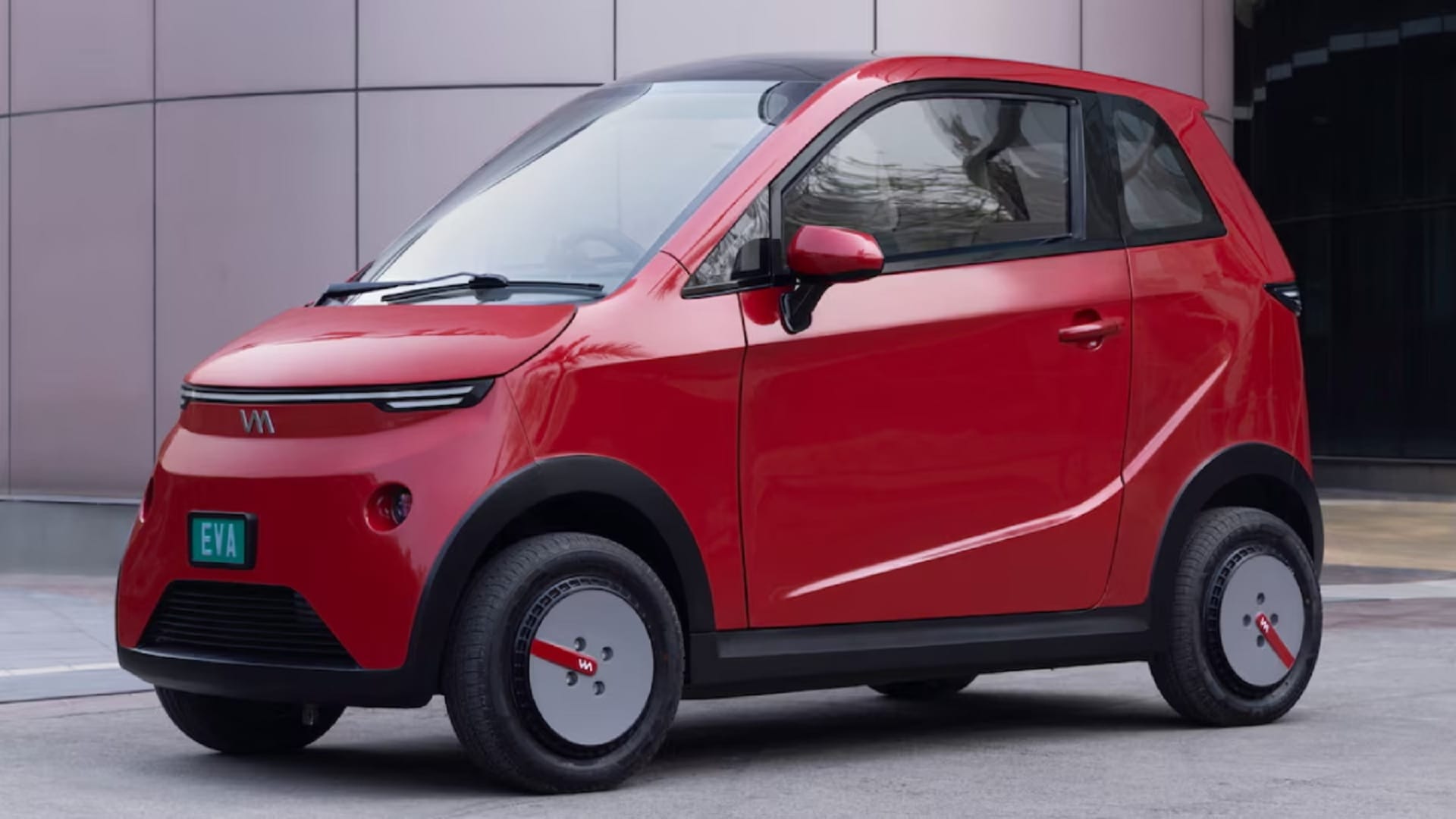 Bharat Mobility Expo 2025 India’s first solar powered EV Vayve Eva launched at Auto Expo 2025 Know Details