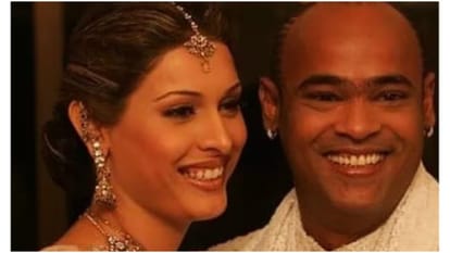 Vinod Kambli Wife Helps Him Walk Out To Wankhede Stadium 50th anniversary Celebrations, Watch Video