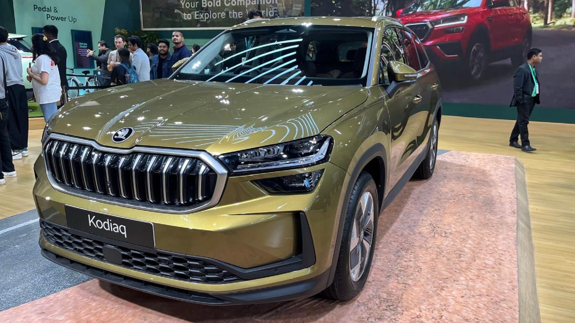 Skoda unveils second-generation 2025 Skoda Kodiaq SUV at Bharat Mobility Global Expo 2025