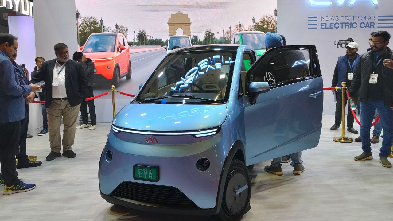 Unique Electric Vehicles In Auto Expo 2025 Wave EVA Hero Surge Honda Mini Scooter Yamaha Concept Electric Vehi