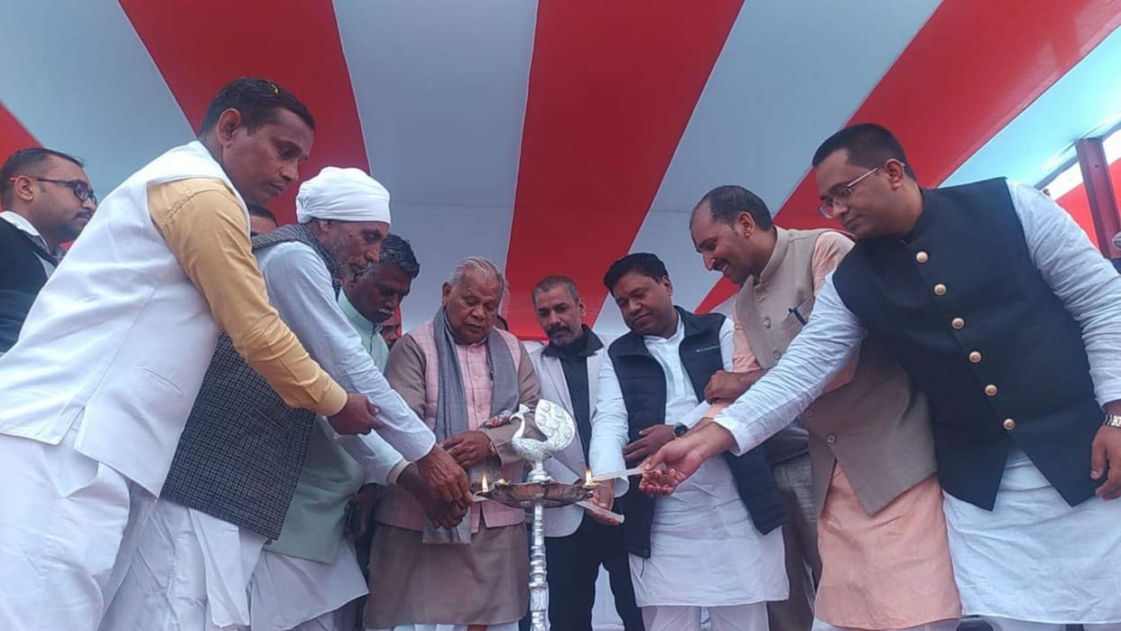 Bihar News : Jitan Ram Manjhi targeted NDA 2025 to increase seats santosh suman munger Bihar elections 2025
