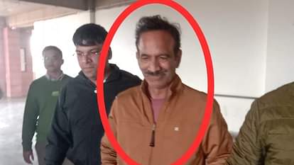 ढाई करोड़ रिश्वत मामला: ईडी सहायक निदेशक से 10 प्रतिशत मांगने वाला सीबीआई का डीएसपी गिरफ्तार Two and a half crore bribe case: CBI DSP arrested for demanding 10 percent from ED assistant director