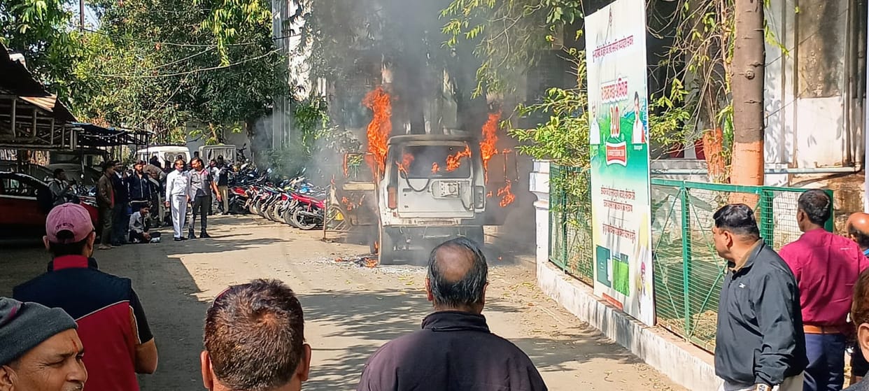 The family reached the collectorate with a complaint and set their own car on fire