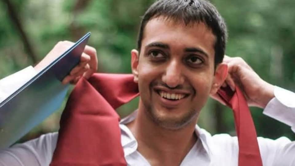 Year Ender 2025 mona lisa iit baba bandana girl raju kalakar indians viral sensations in 2025