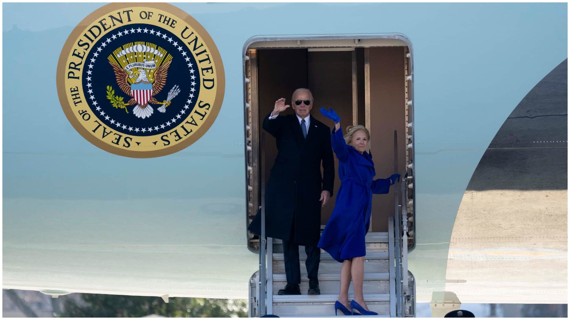 Joe Biden Bids Farewell To Washington Office After 50 Years in Politics News in Hindi