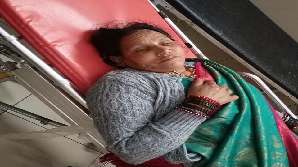 Dehradun woman devotee faints in Thakur Bankebihari temple