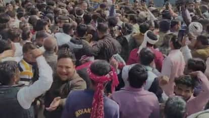 Morena News: Demonstration against the auction of sugar mill land, arrests made by filling the jail movement