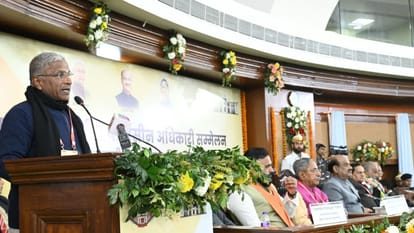 राज्यसभा के उपसभापति हरिवंश