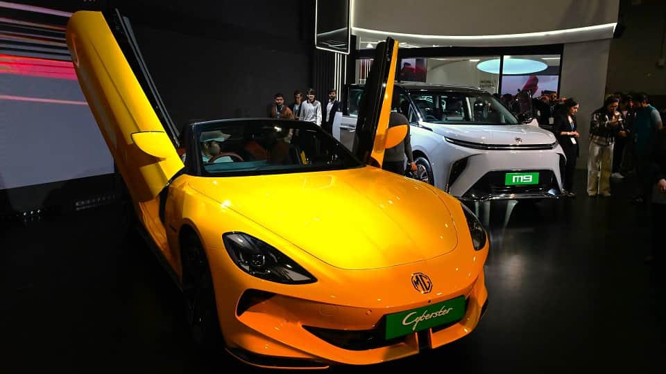 Indian electric passenger vehicle market penetration projected to surge to 9 per cent by FY30 Claims Report