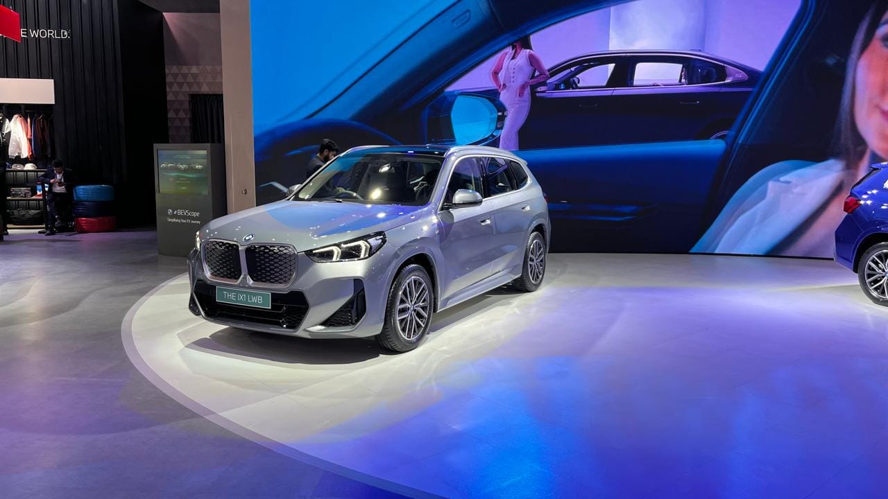 Bmw Ix1 Lwb Electric Launched In India At Bharat Mobility Global Expo ...