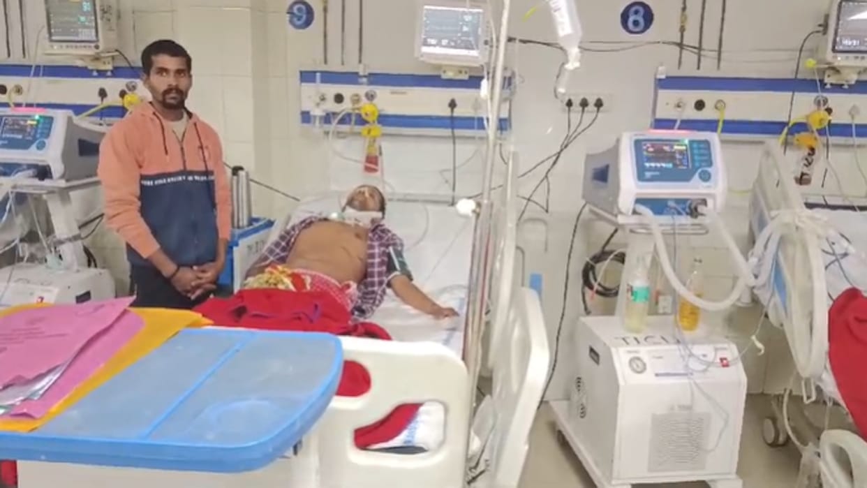 Windpipe cut in scissor attack, life saved in Swaroop Rani Nehru Hospital.