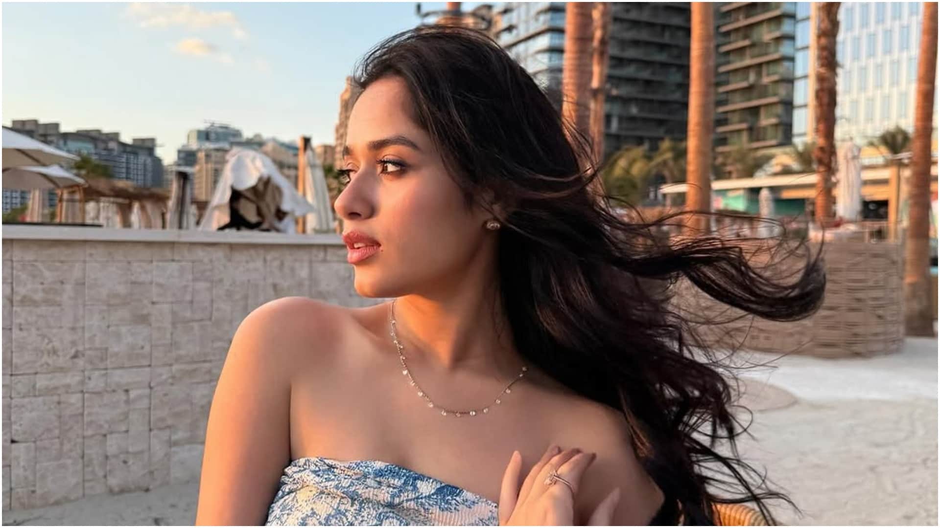Jannat Zubair Rahmani surpasses shahrukh khan in instagram followers check how many she gets