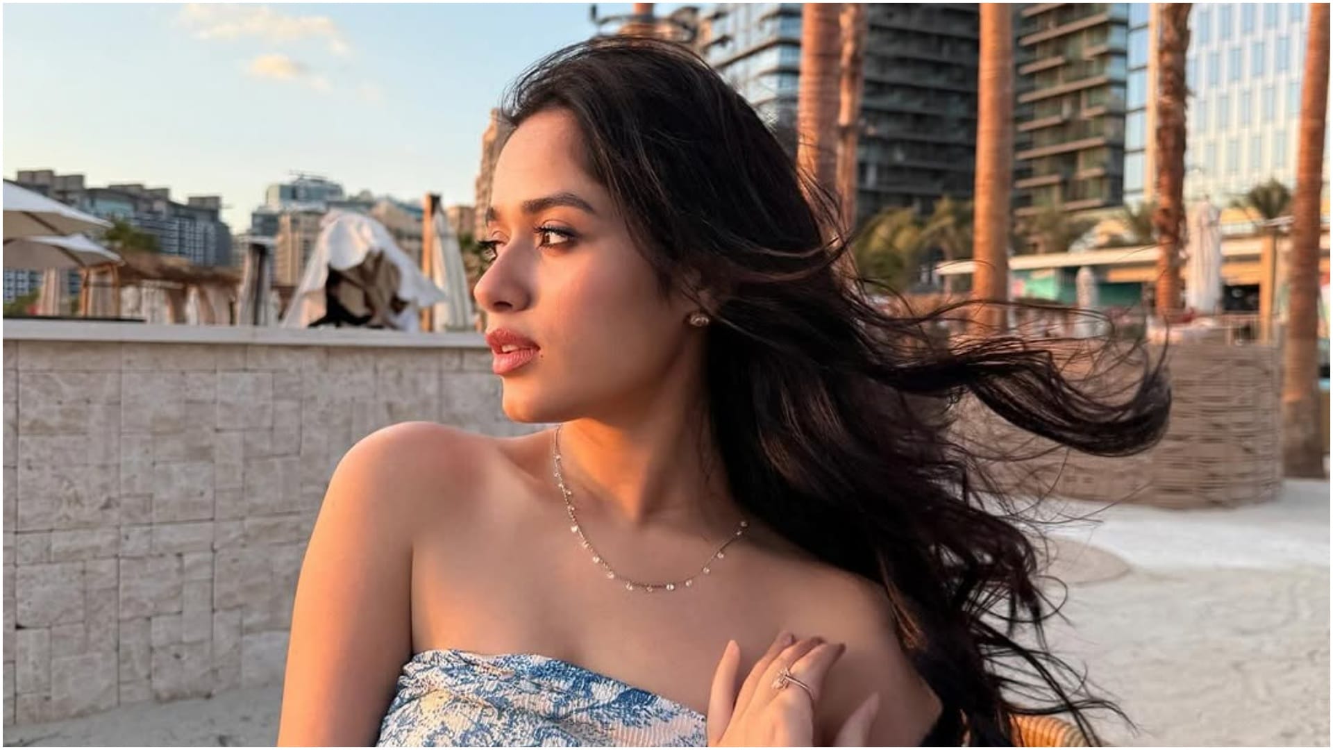 Jannat Zubair Rahmani surpasses shahrukh khan in instagram followers check how many she gets
