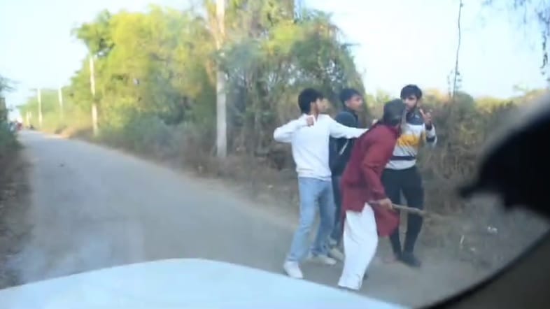Bullies beat up young man in public Ismail was returning after offering namaz police engaged in investigation