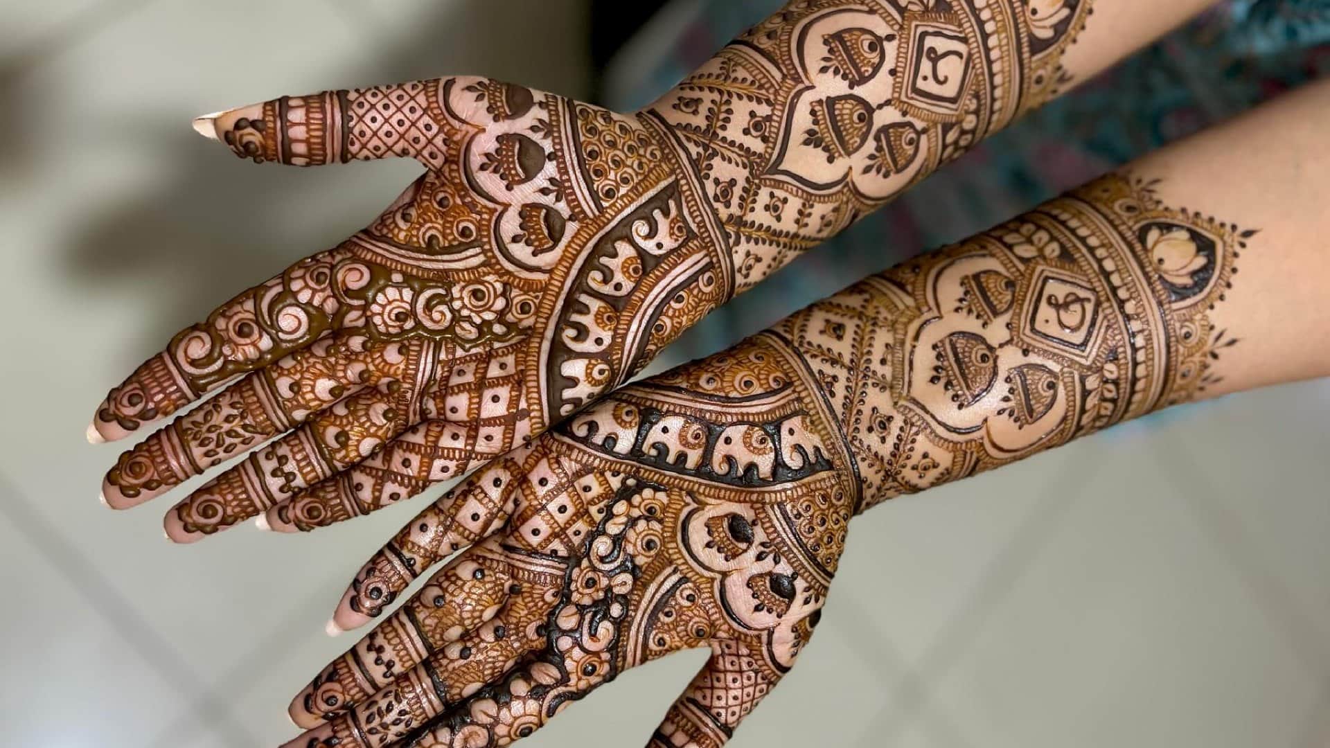 Chaitra Navratri Special Mehndi design for front hand