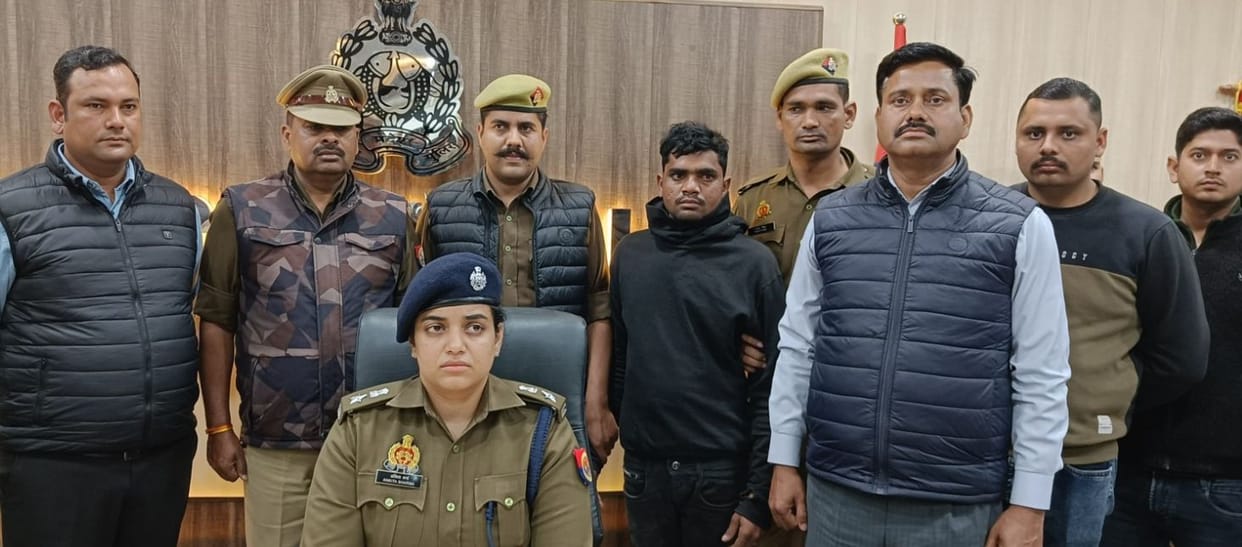 Retired ADM murdered in Etah expose how the killer servant was caught
