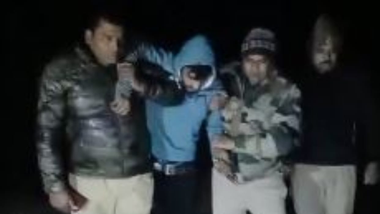 Police arrested three criminals in encounter one got shot in the leg in Budaun