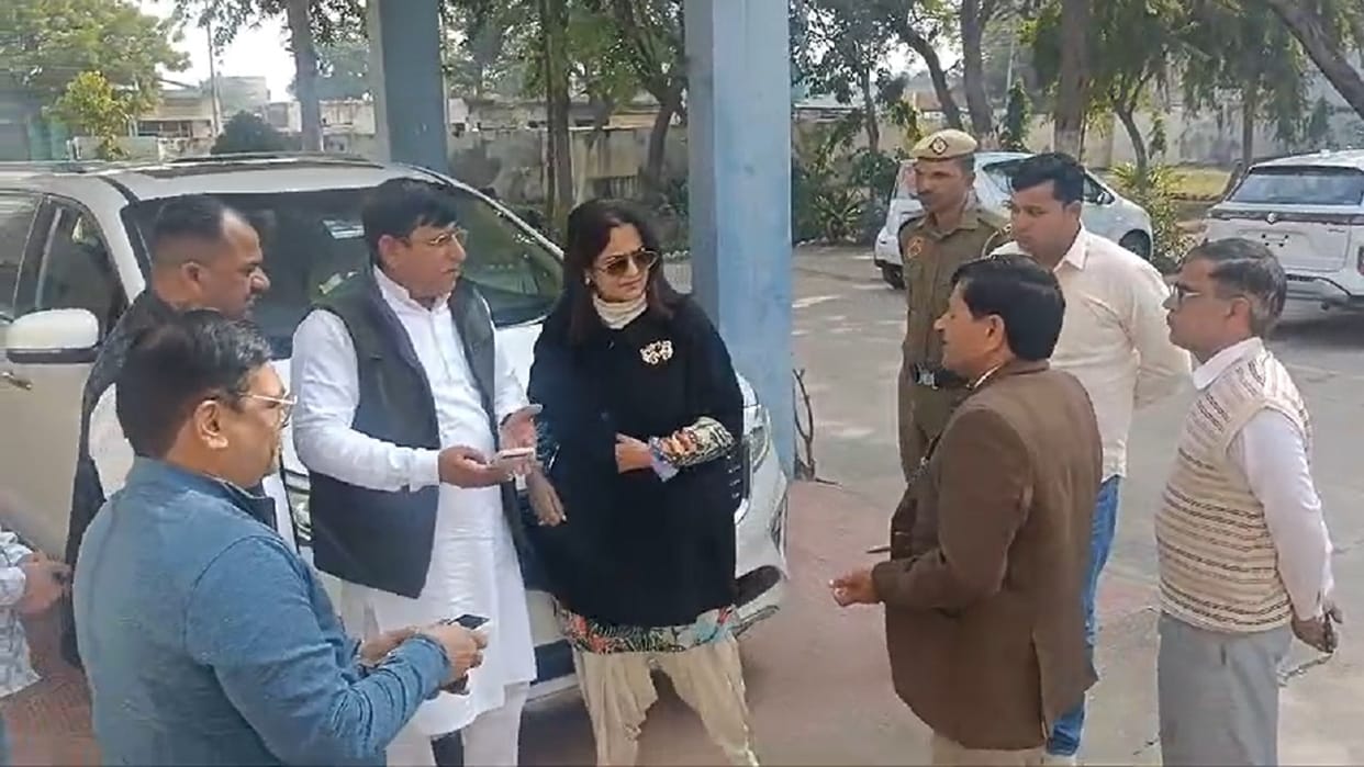 Rajya Sabha member Kiran Chaudhary reached office when SDM did not pick up phone in Dadri