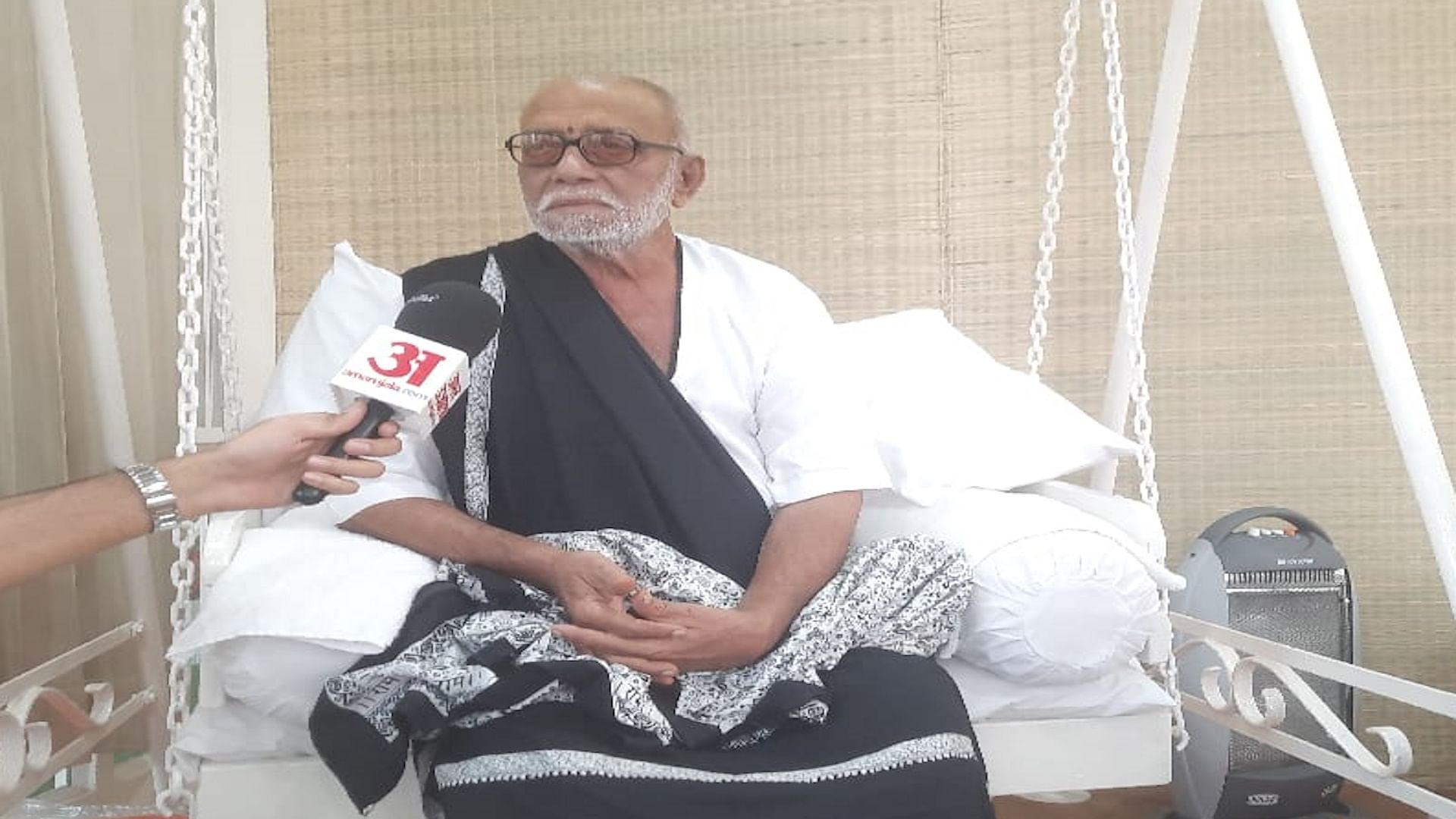 Morari Bapu: God's creation of Kumbh on the wheel of the world is amazing