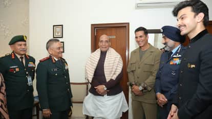 Sky Force Screening Rajnath Singh attended with Akshay Kumar and veer pahariya also shared pictures on Social