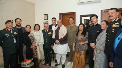 Sky Force Screening Rajnath Singh attended with Akshay Kumar and veer pahariya also shared pictures on Social
