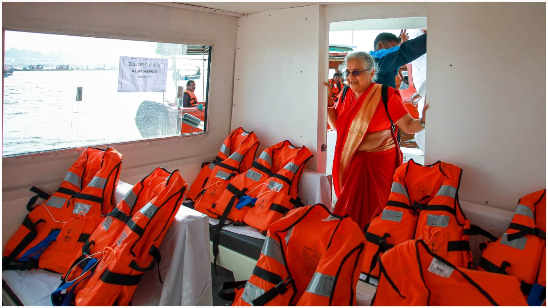 Mahakumbh 2025 Sudha Murthy did Pitru Tarpan after snan Know about it and other Details Inside disprj