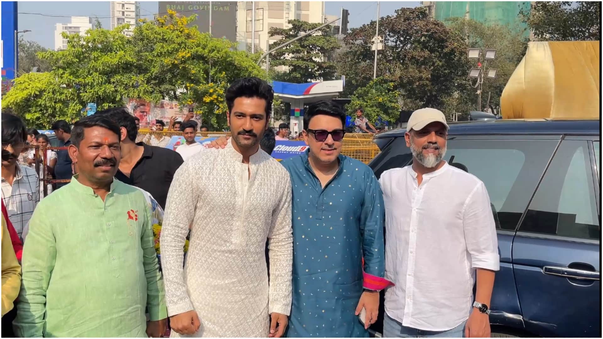 Amid release of Chhaava trailer vicky kaushal dinesh vijan and laxman utekar seek blessings at siddhivinayak