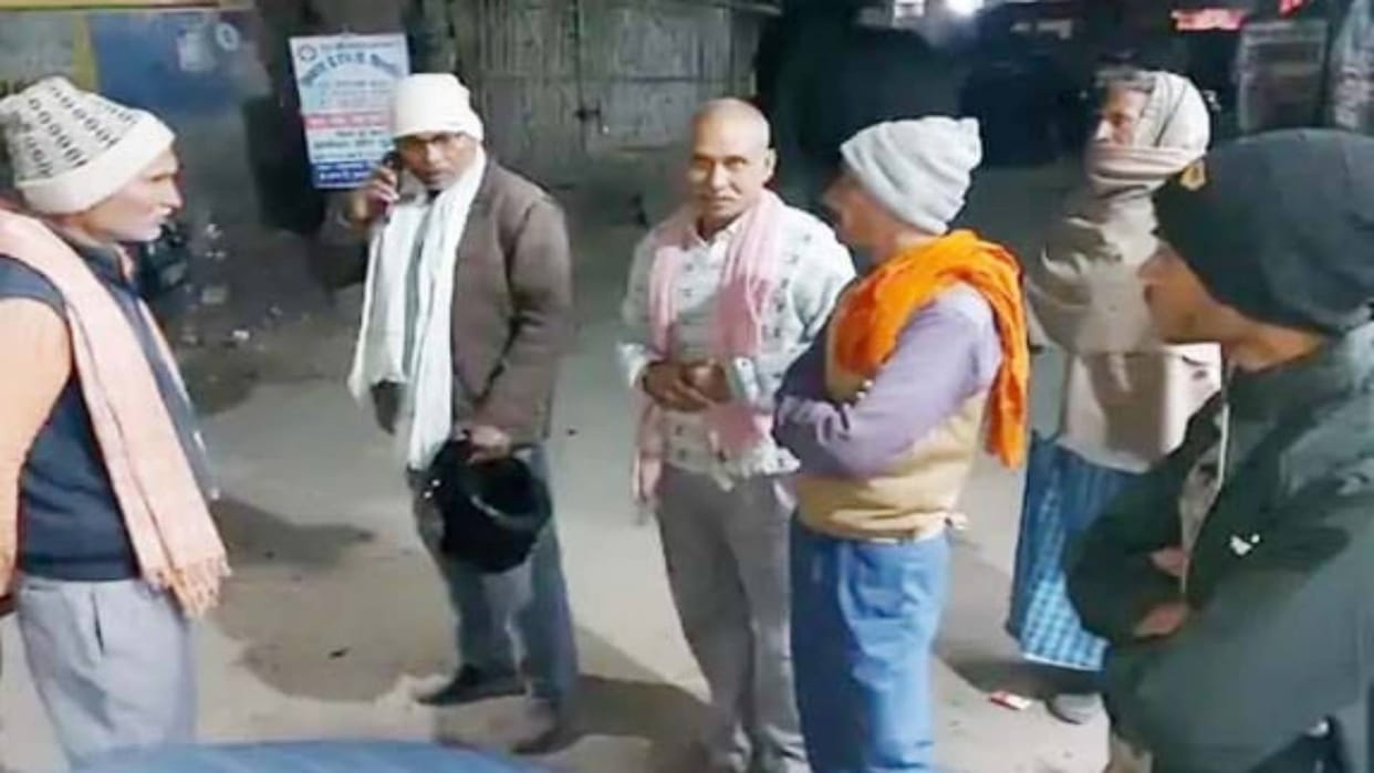 Crime in Bihar man who came to attend his niece wedding in Jehanabad was murdered body was thrown into pit