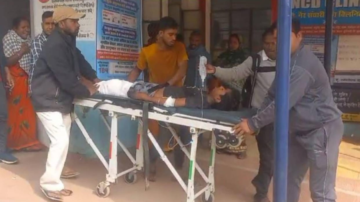 Bihar Road Accident Bike riders lost their balance after seeing speeding truck in Munger one student died