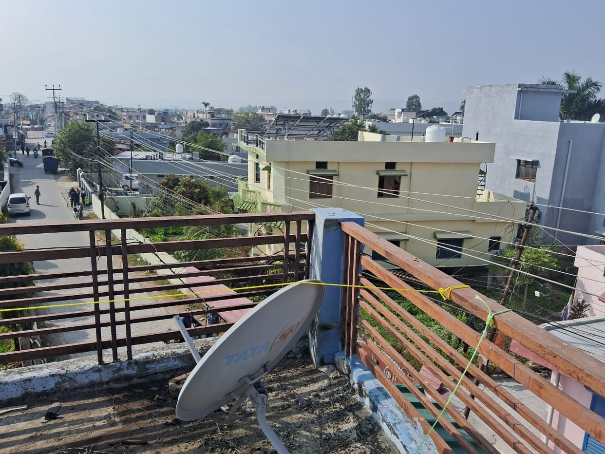 Dehradun News Youth Died due to electric Current by 33 KV line While taking down candidate's banner
