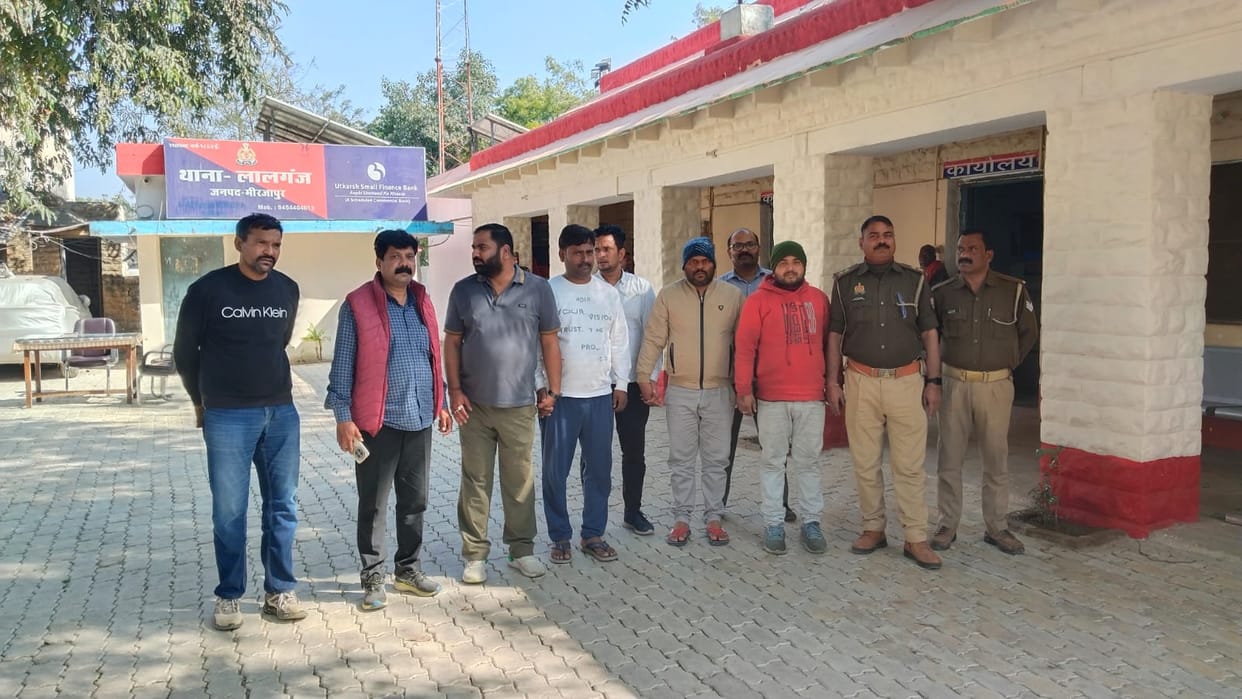 Scam worth 120 crore rupees from 42 toll plazas of india STF arrested four accused in mirzapur