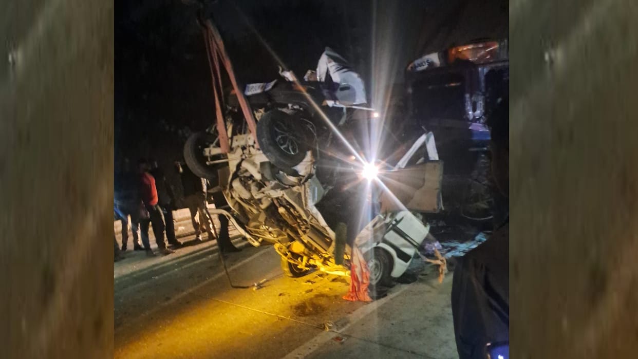 Many died and injured in an accident in BBD area in Lucknow.