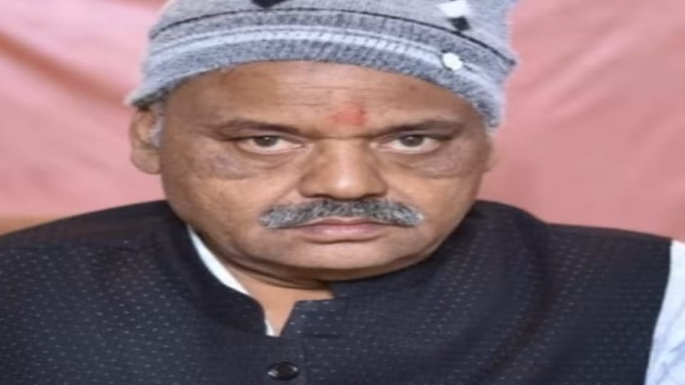 Father health deteriorated during his son wedding