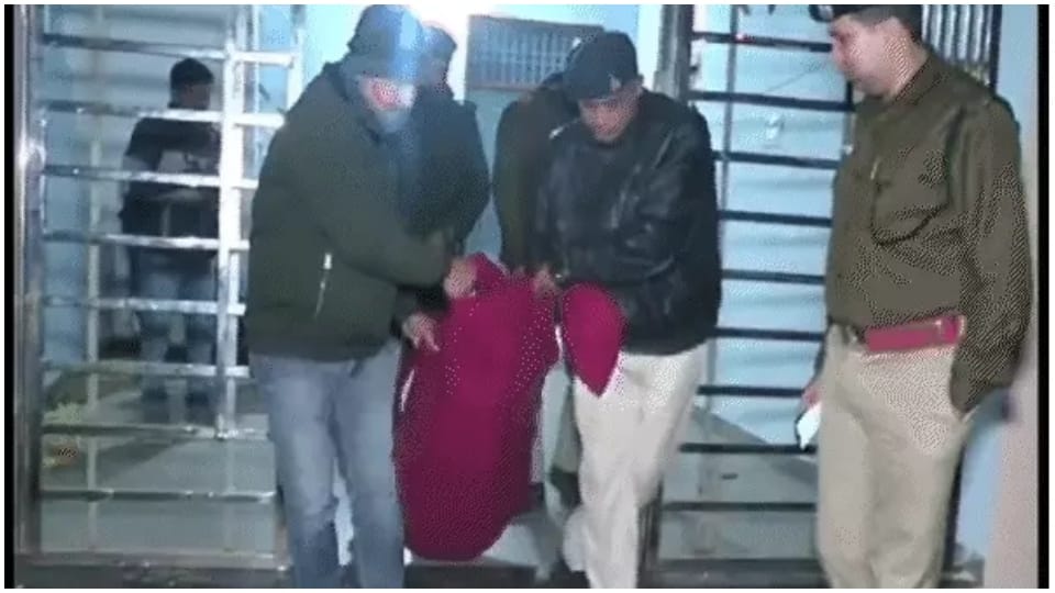 MP Murder News Father and Cousin Killed Daughter Over Love Affair Know Details in Hindi