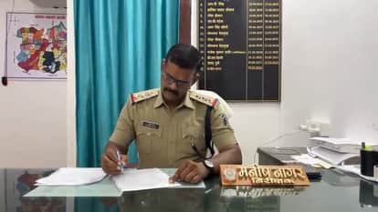 Police accused of taking bribe demanded two lakh rupees from retired TI son SP said this in Kanker