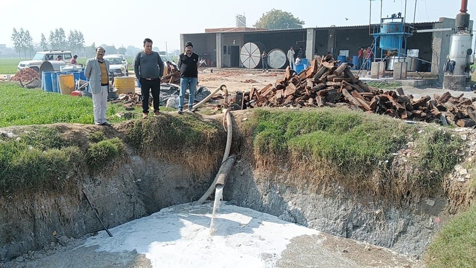 Black business of adulterated cheese exposed in Aligarh