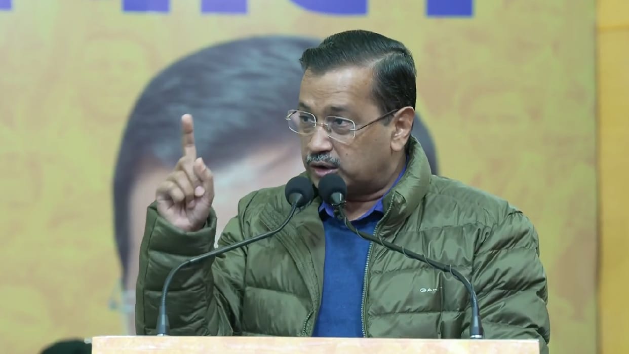 Haryana police reached Patiala House with summons against arvind Kejriwal