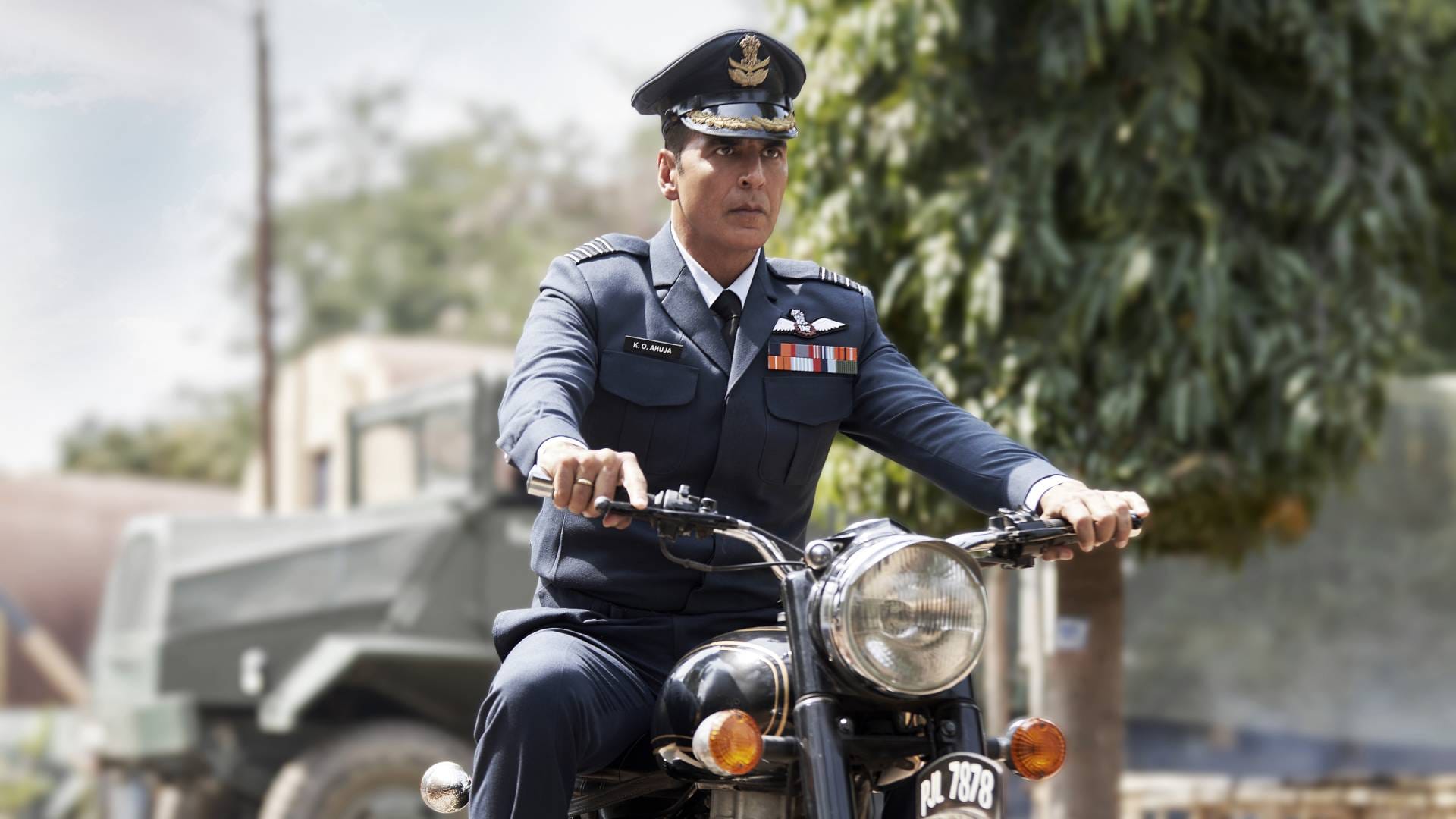 Sky force movie box office collection day 5 akshay kumar veer pahariya sara ali khan nimrat kaur