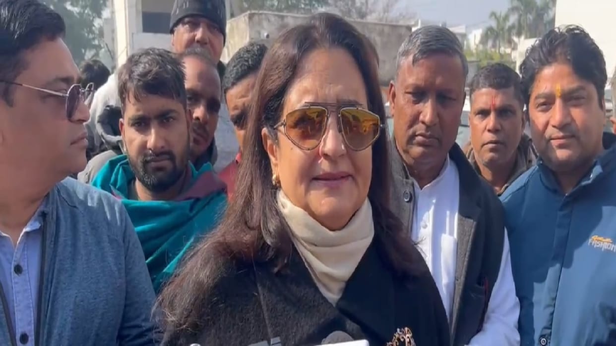MP Kiran Chaudhary taunts Hooda in Bhiwani