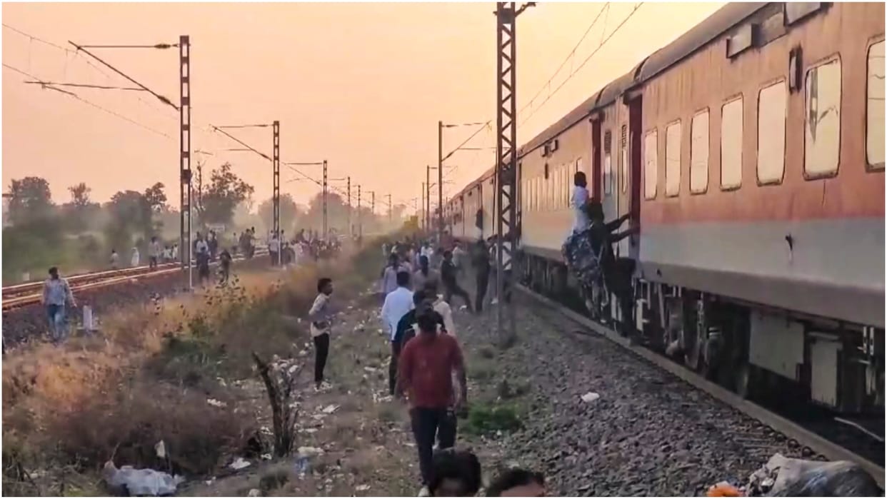 Indore Manmad Rail Project news update