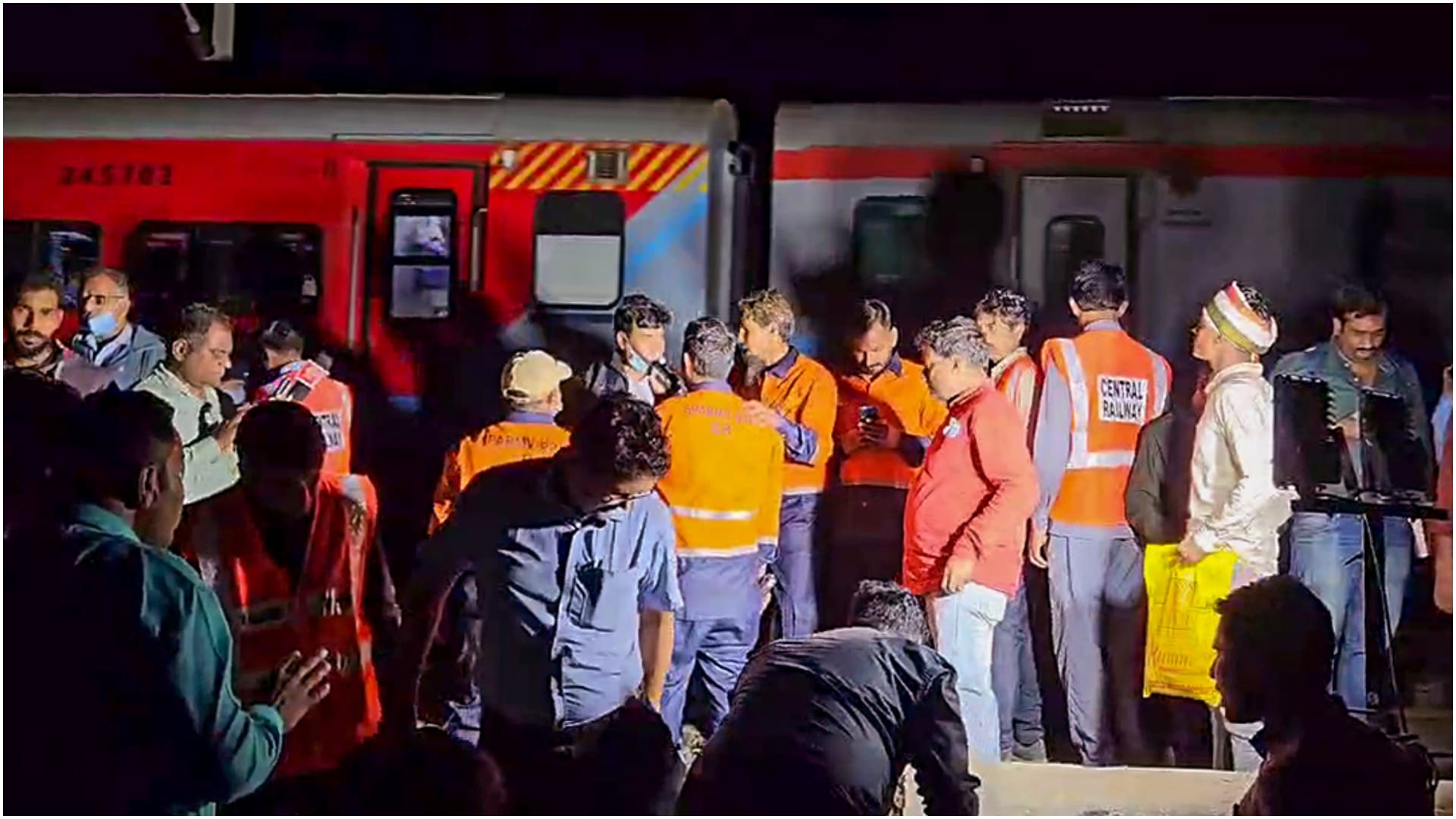 Train Accident Update Sparks Seen on Pushpak Express Wheels Prompted Passengers to Pull Chain