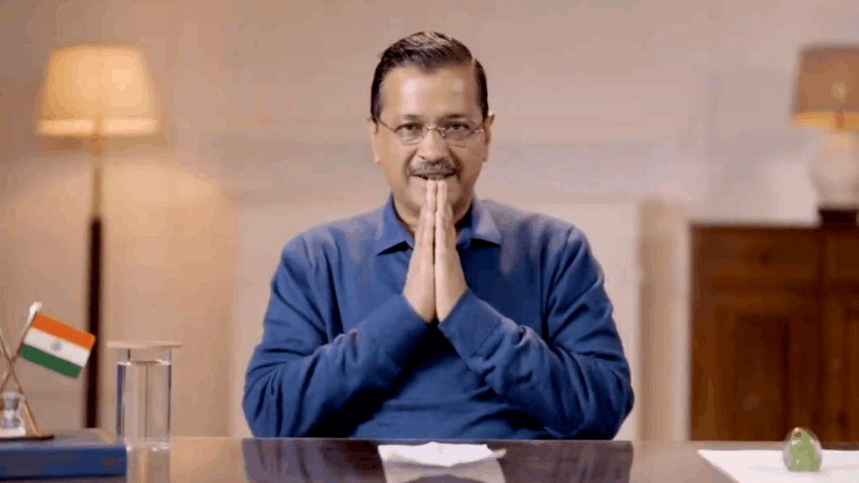Delhi Election 2025 Arvind Kejriwal said never vote for someone who buys vote with money or gifts