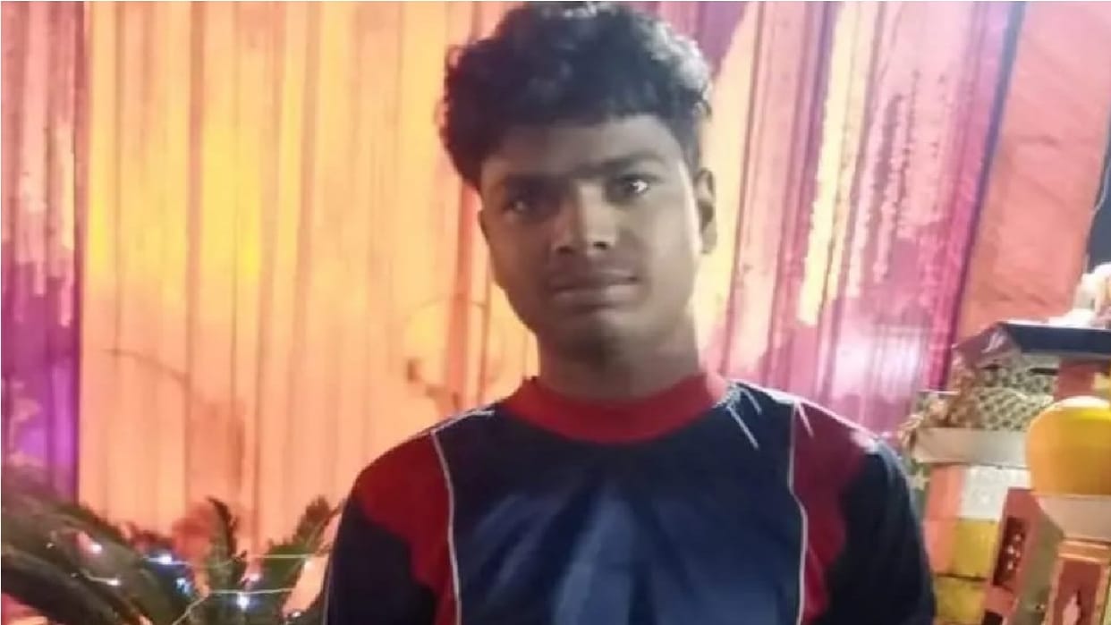Gurmeet was writhing in pain outside the police post in Panipat, the in-charge remained sitting inside, the po