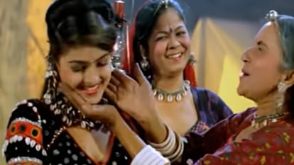 Mamta Kulkarni Bollywood Films And Song Act With Akshay Kumar Saif Ali Khan