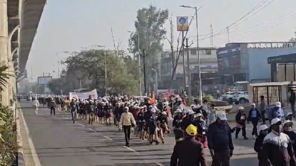 Pad Yatra taken out in memory of Major Mohit Sharma