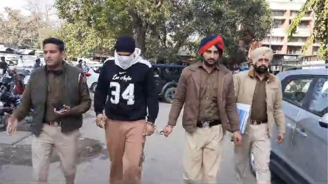himachali trainee air hostess nisha soni murder social media punjab boyfriend yuvraj singh