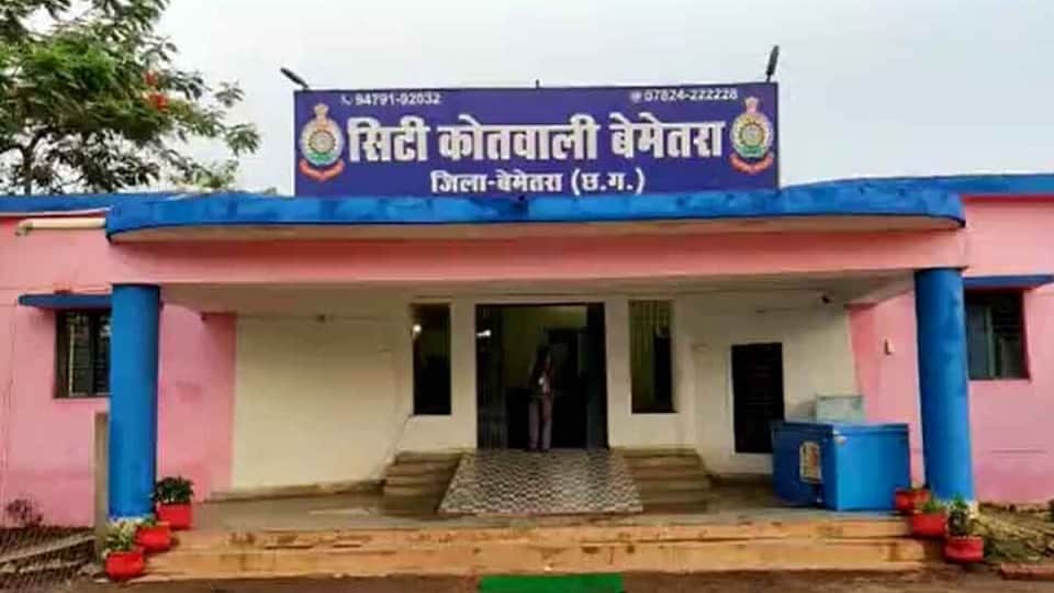 पुलिस ममले की जाांच में जुटी