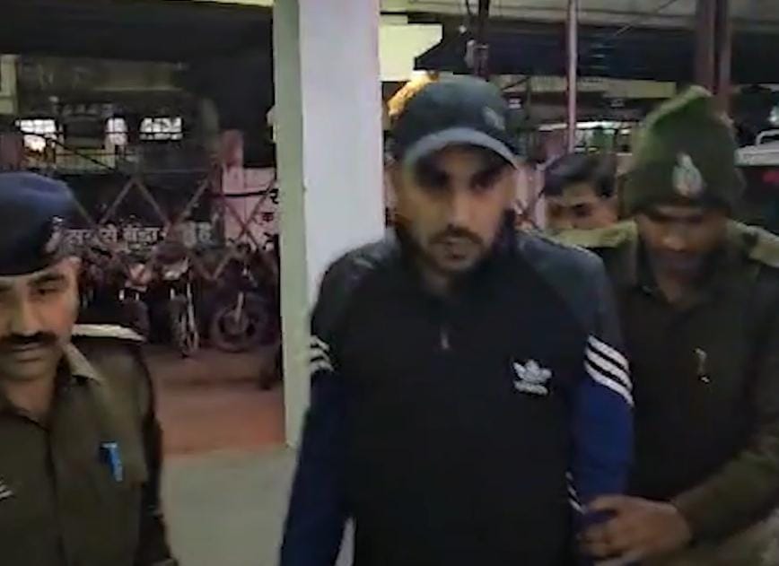Indore: Councilor Kalra attack's main accused Avi Yadav arrested