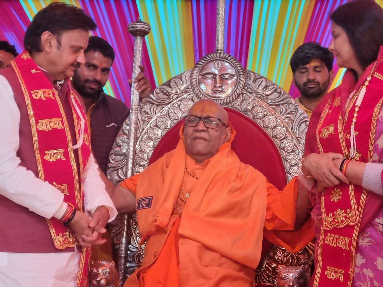 MP: Deputy CM Shukla participated in various religious events of Mahakumbh in Prayagraj, took blessings from s
