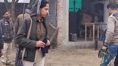 Bihar Crime: ज्वेलर के घर में भारी डकैती, लुटेरों ने लाखों की लूट के बाद धारदार हथियार से किया हमला; तीन घायल Darbhanga: Big robbery in jeweler's house, robbers attacked with sharp weapons after looting lakhs; 3 injured